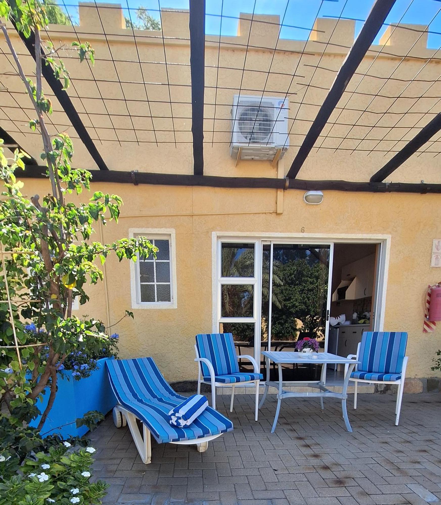 Capbon Guesthouse Віндгук Екстер'єр фото